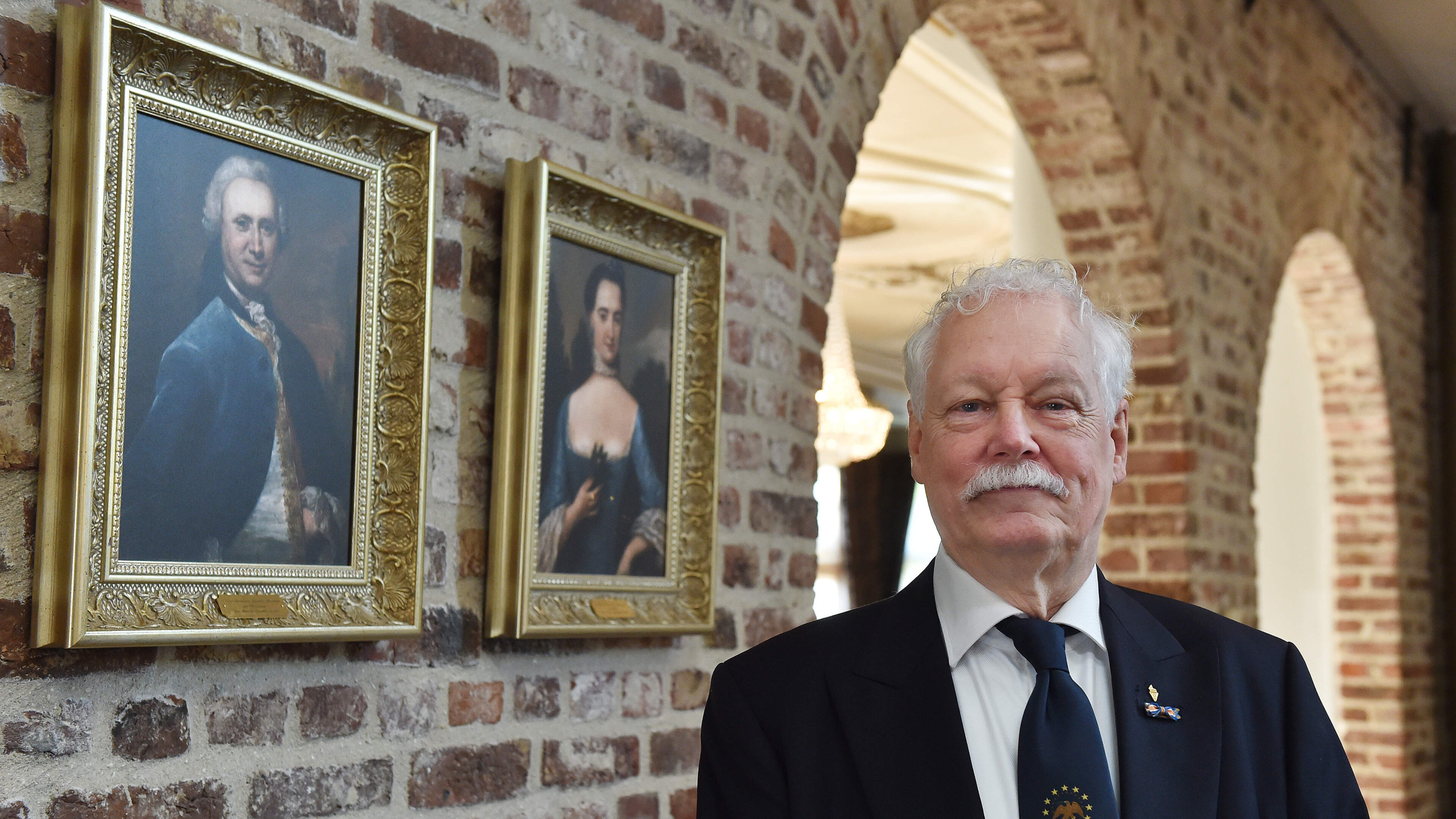 Na zestig jaar zoeken weet Frank uit Tegelen eindelijk hoe baron Von Glasenapp eruitzag: ‘Ik had mee
