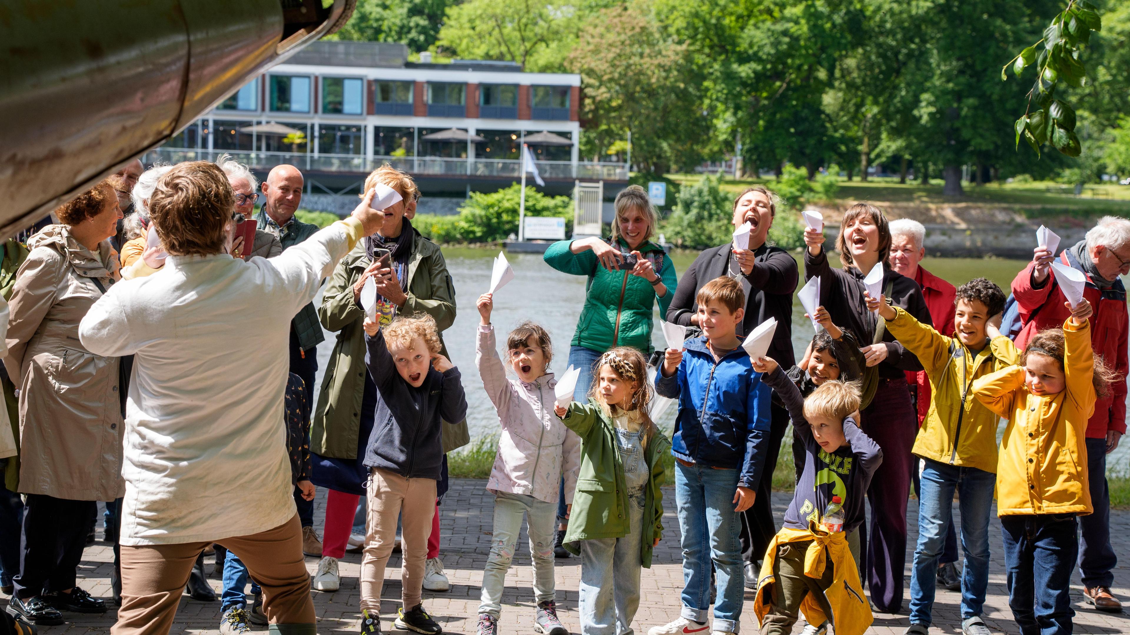 Maastrichtse wijk Céramique viert het 25-jarig bestaan: ‘Vroeger was dit hele gebied omringd door gr