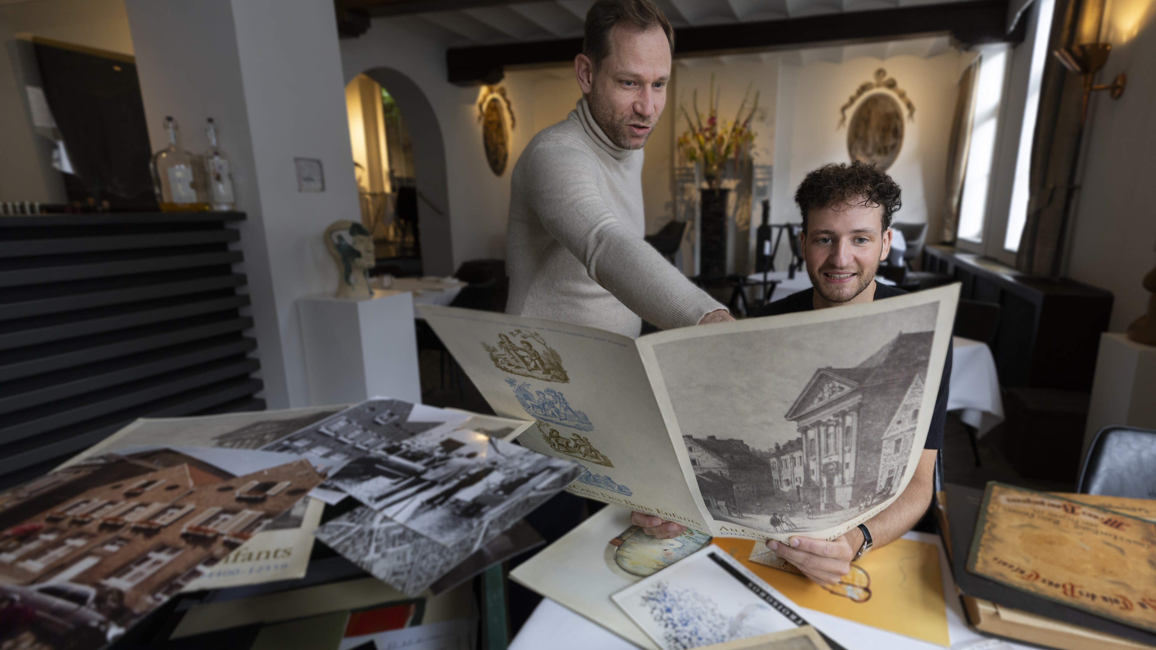 Historische schat ontdekt op zolder van stokoud Maastrichts sterrenrestaurant: van gastenlijst met w