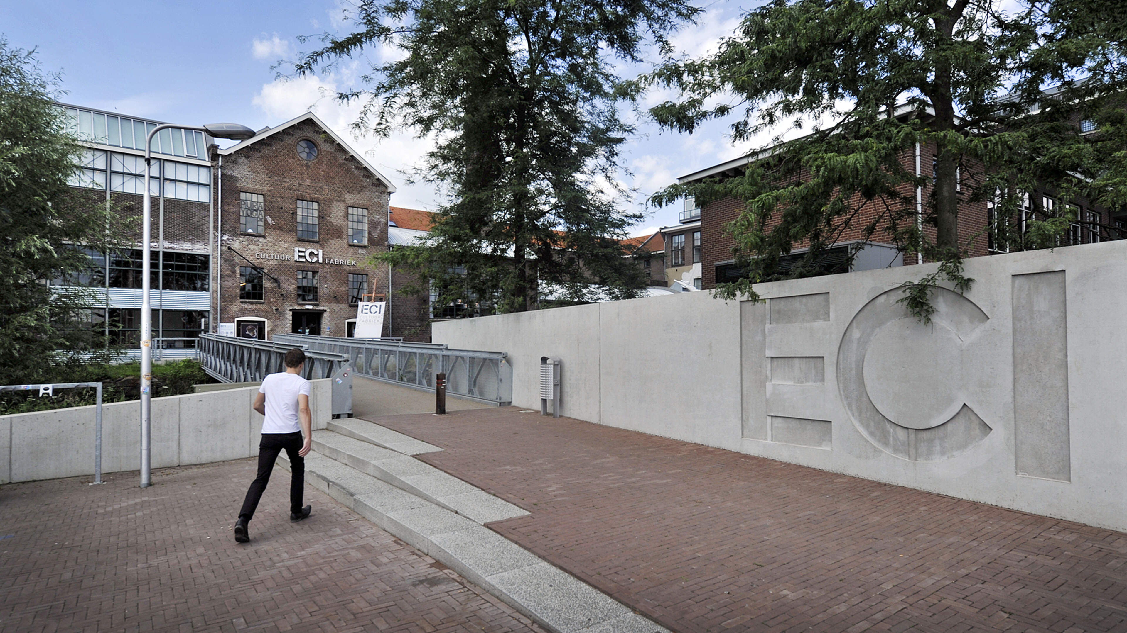 ECI Cultuurfabriek in Roermond ontslaat medewerkers en schrapt voorstellingen: ‘We moeten bezuinigen