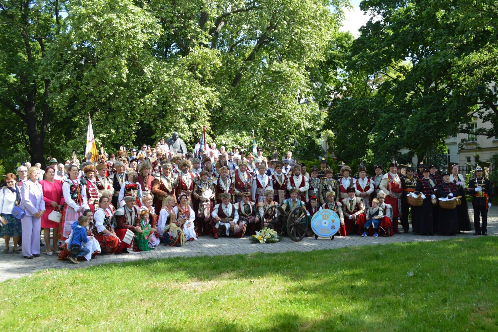 Delegatie schutterij Hubertus uit Schaesberg brengt bezoek aan bevriende schutterij in Krakow