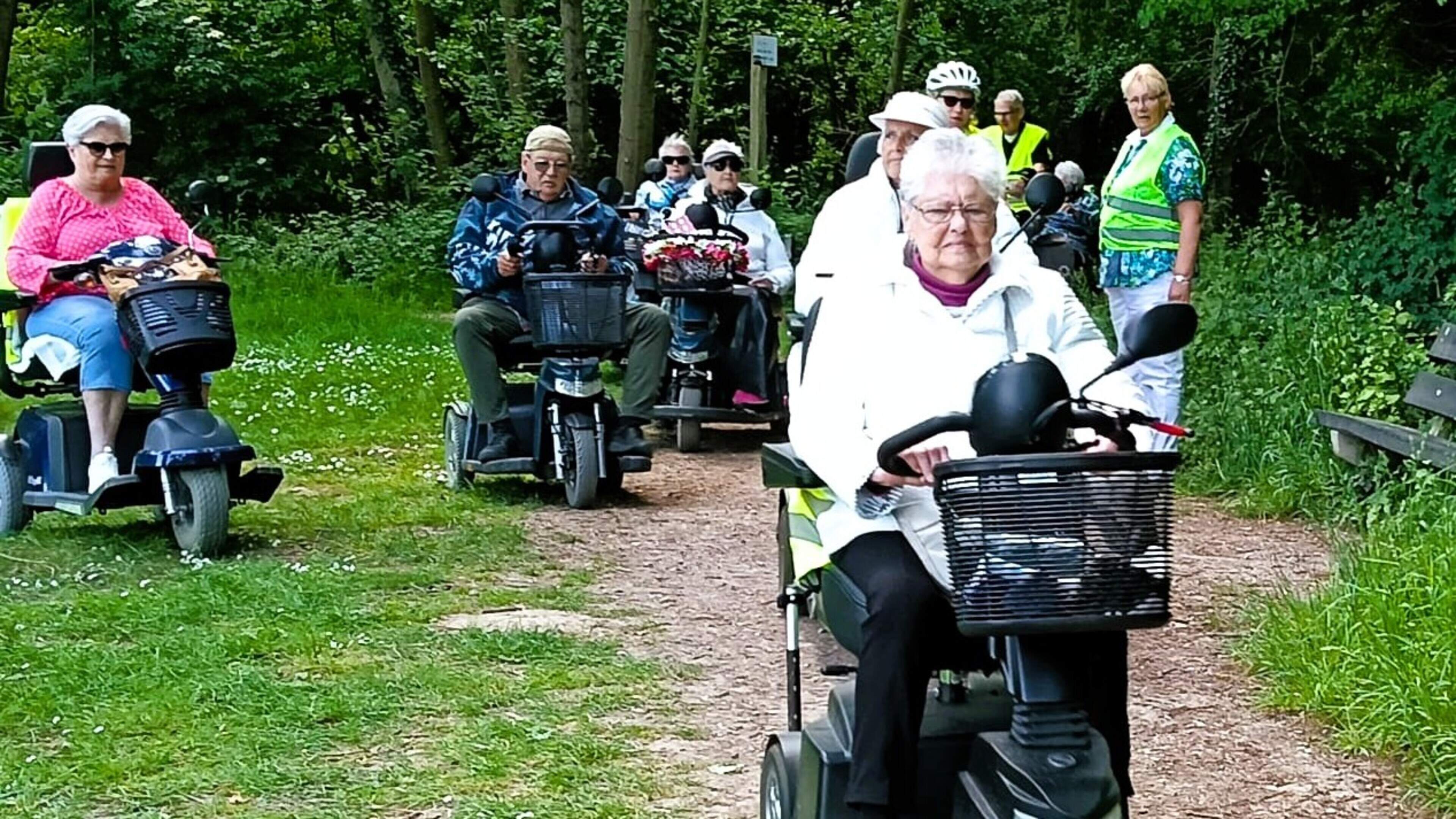 Zonnebloem Geleen houdt scootmobieltocht naar Nieuwstadt