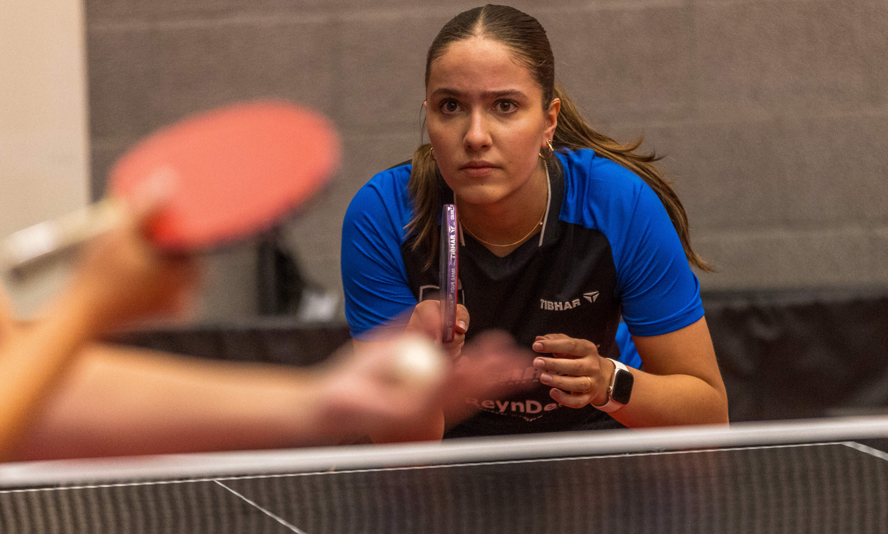 Dubbel verlies Westa; vrouwen eindigen eerste fase als laatste