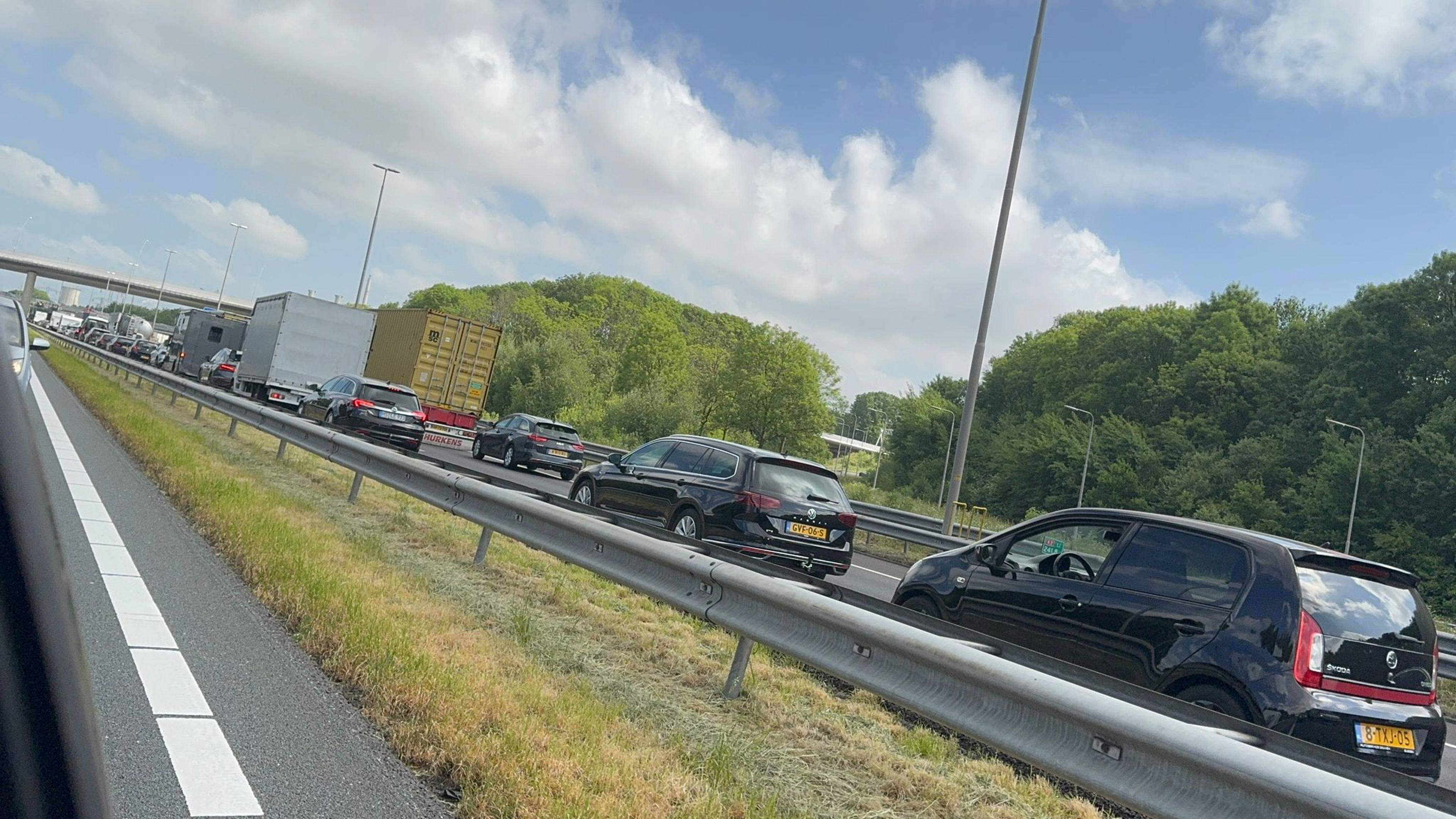 A2 weer vrij na eerder ongeval bij Urmond