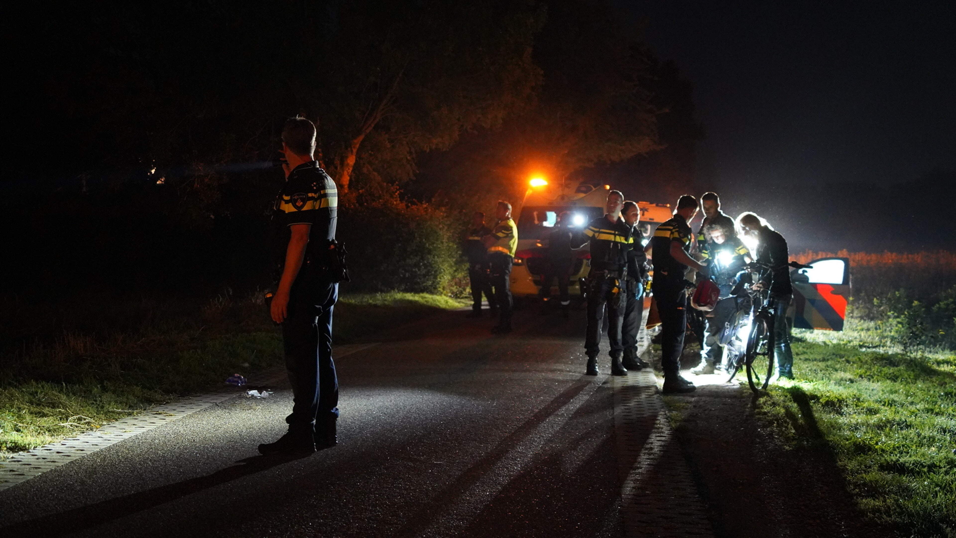 Fietser hard ten val in Sevenum: traumahelikopter opgeroepen