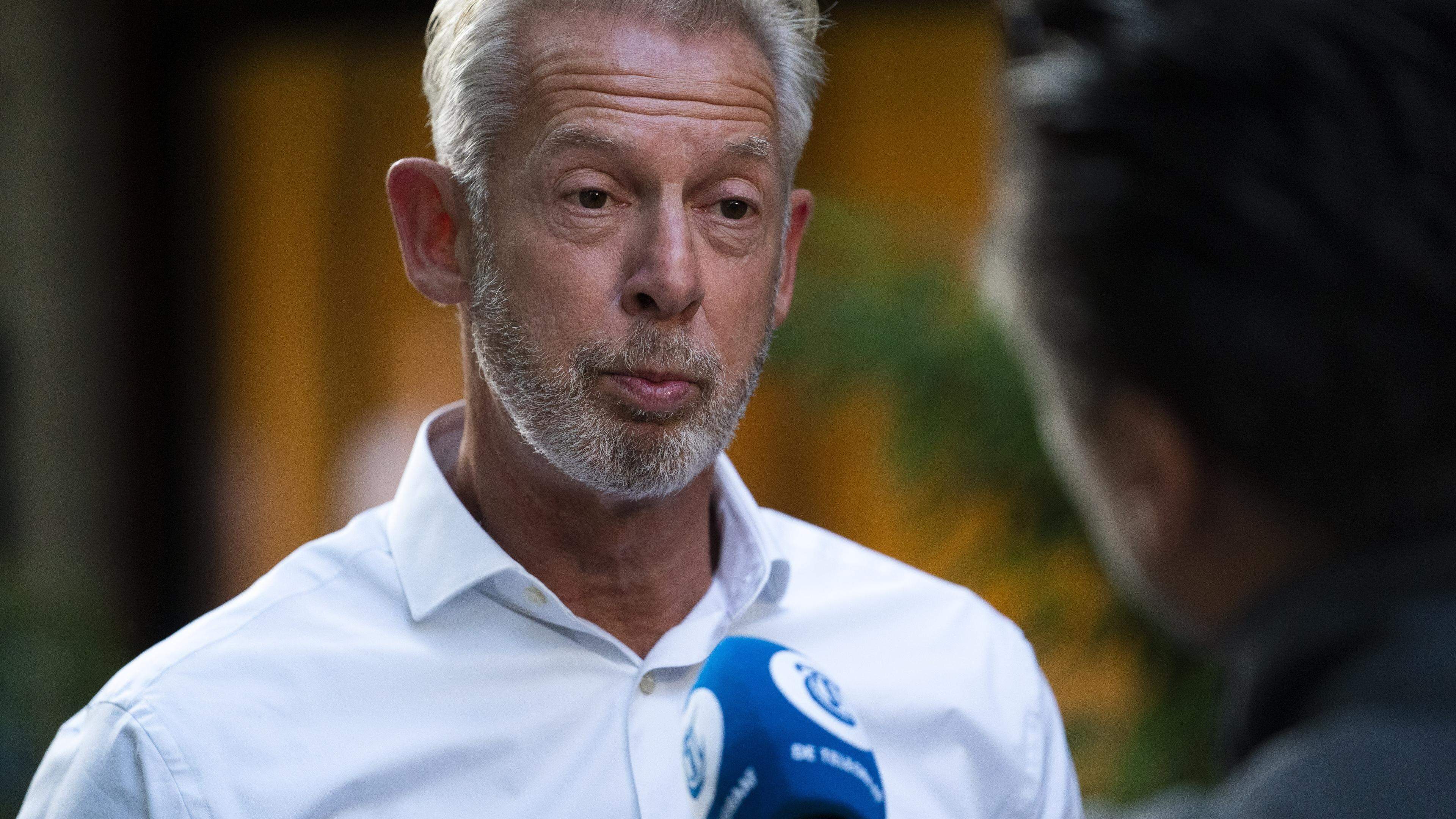 OM: PowNed moet vrijuit gaan in oude zaak over heimelijke opnames van Onno Hoes