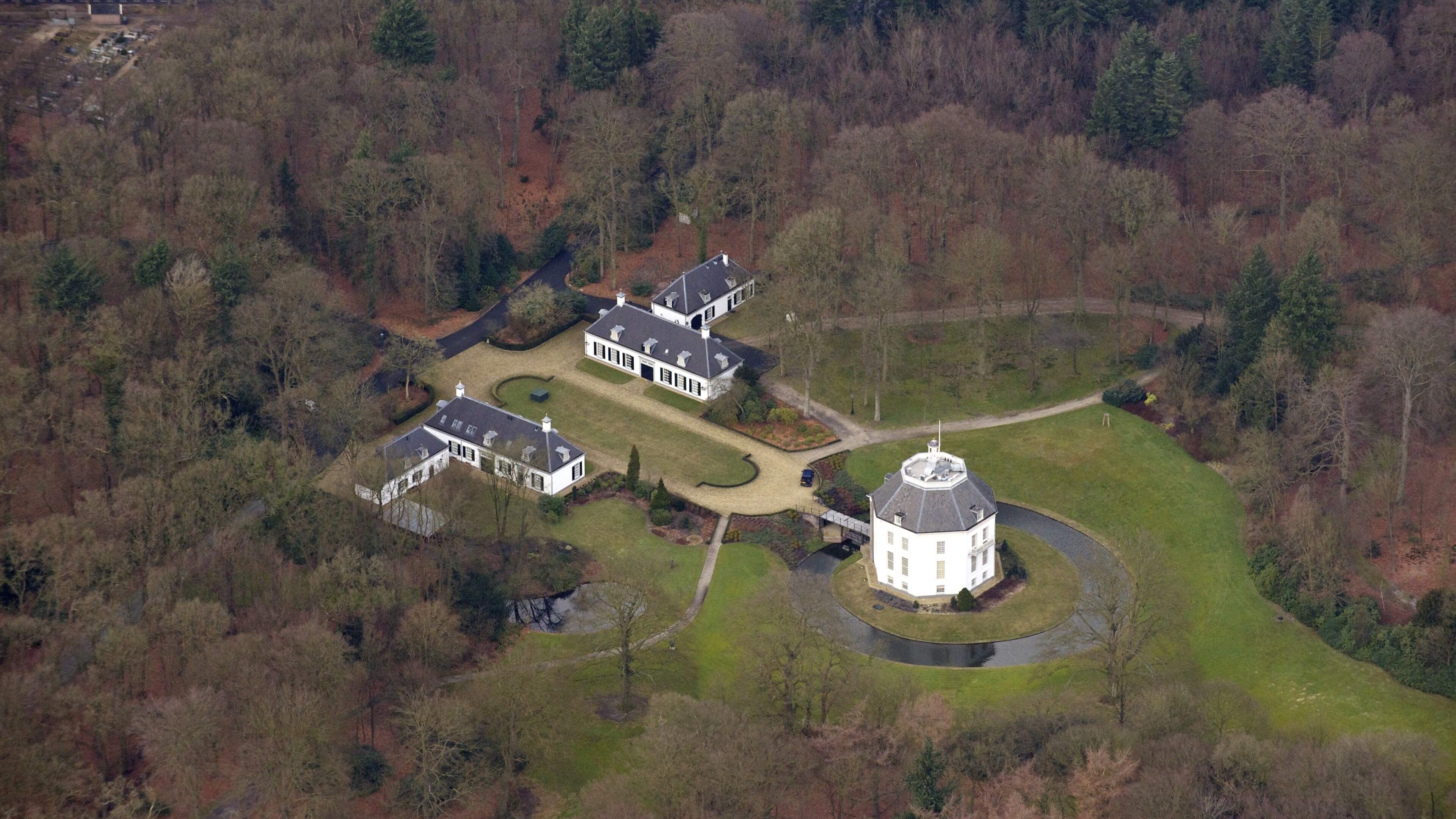 Drones bij woning prinses Beatrix en bij kluis Nederlandsche Bank