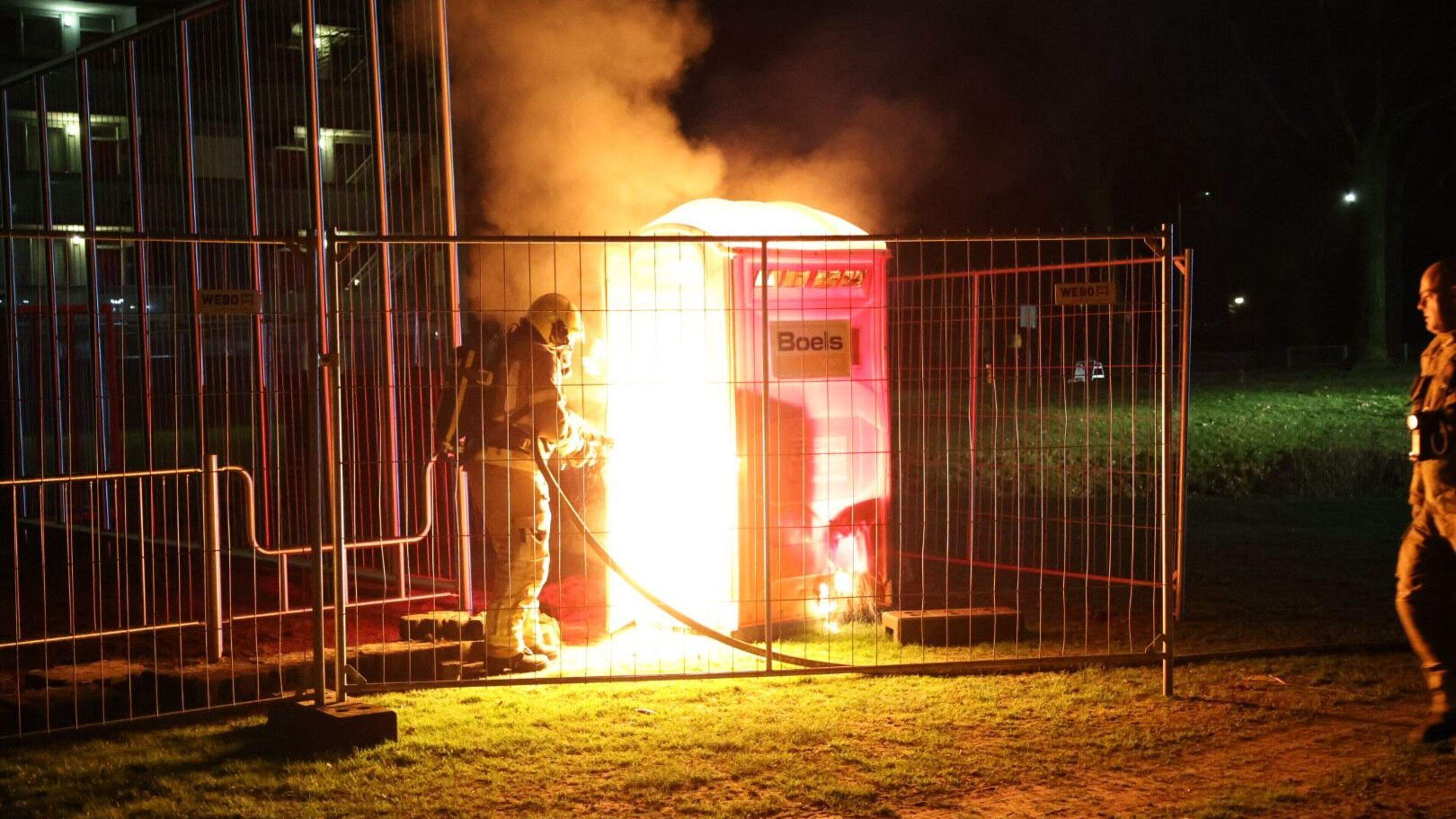 Mobiel toilet in lichterlaaie in Venray