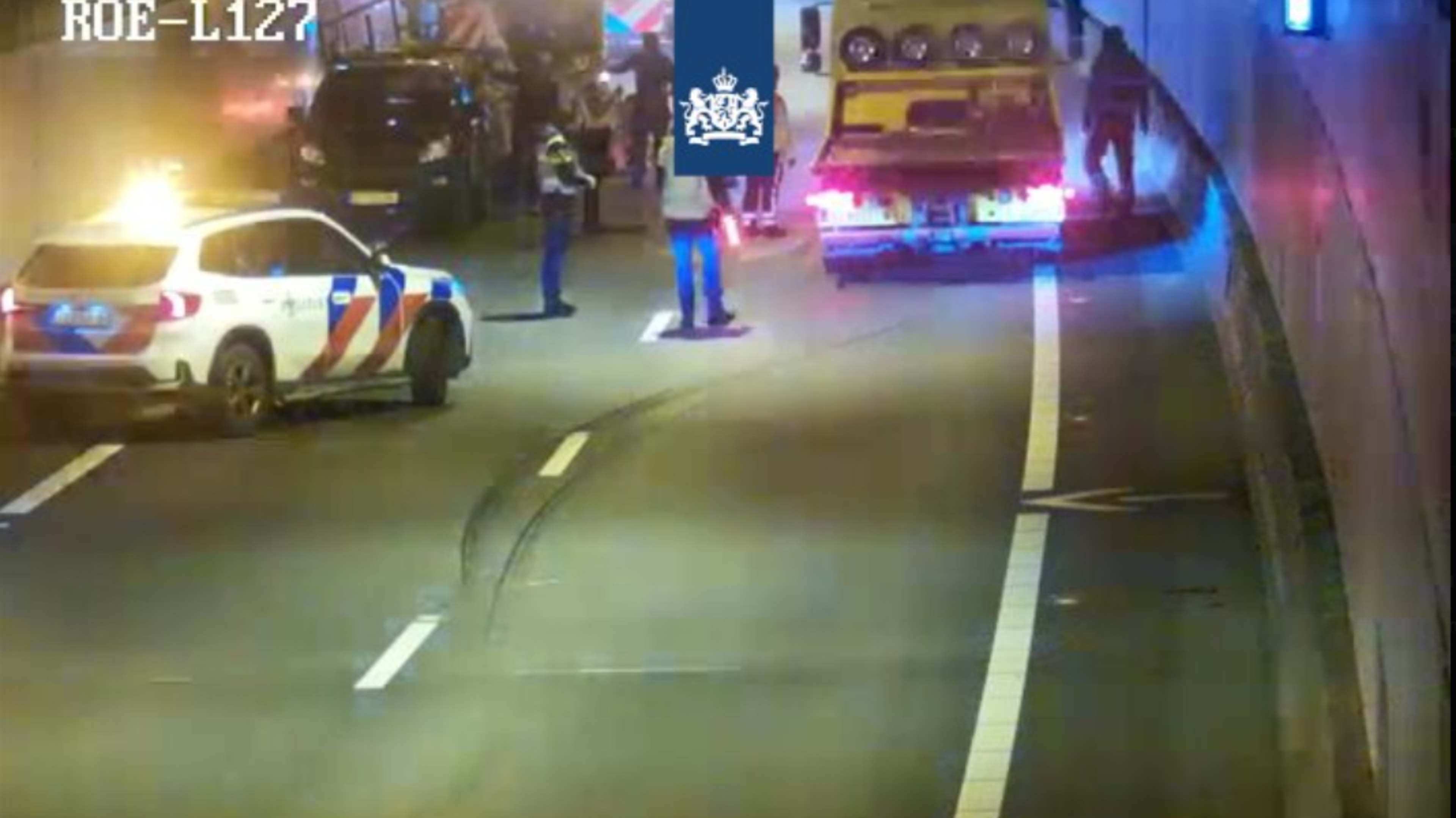 Roertunnel weer open na ongeval met aanhangwagen